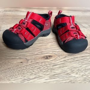 KEEN Newport Toddler Sandals size 4